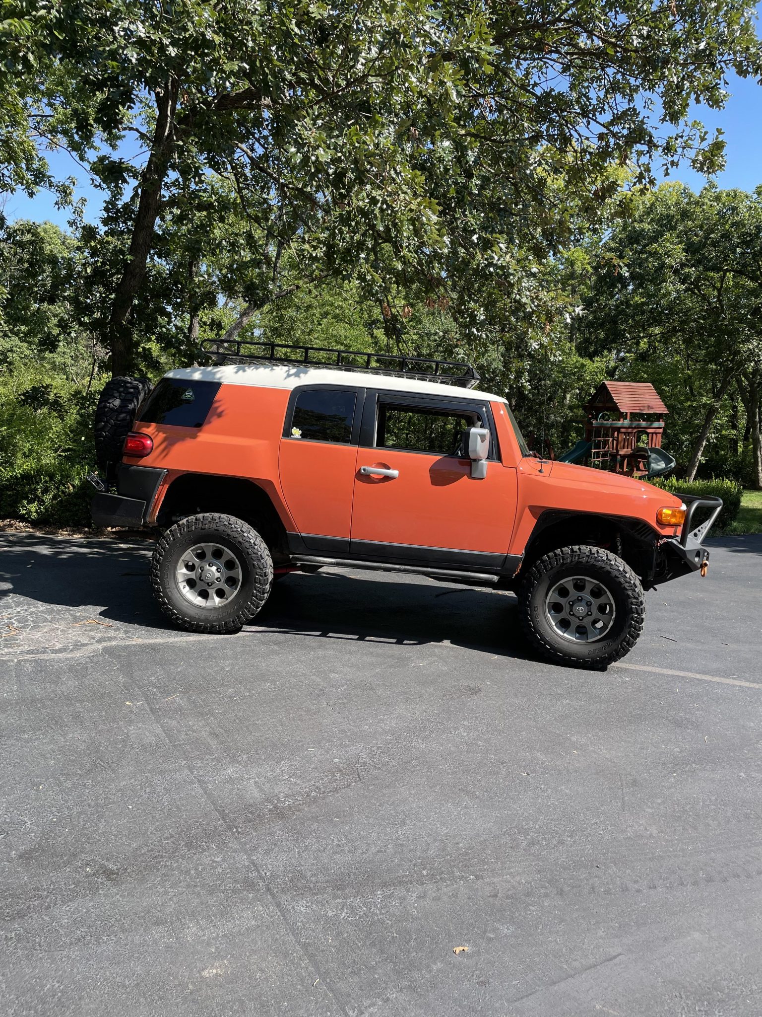 2013 Toyota FJ Cruiser 6-Speed