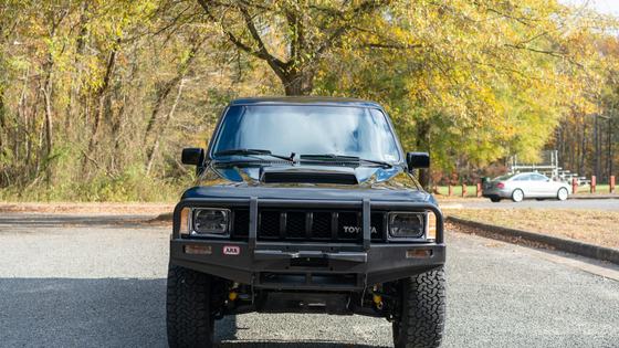 1988 Toyota 4Runner SR5 V6 4×4 by Gregedge