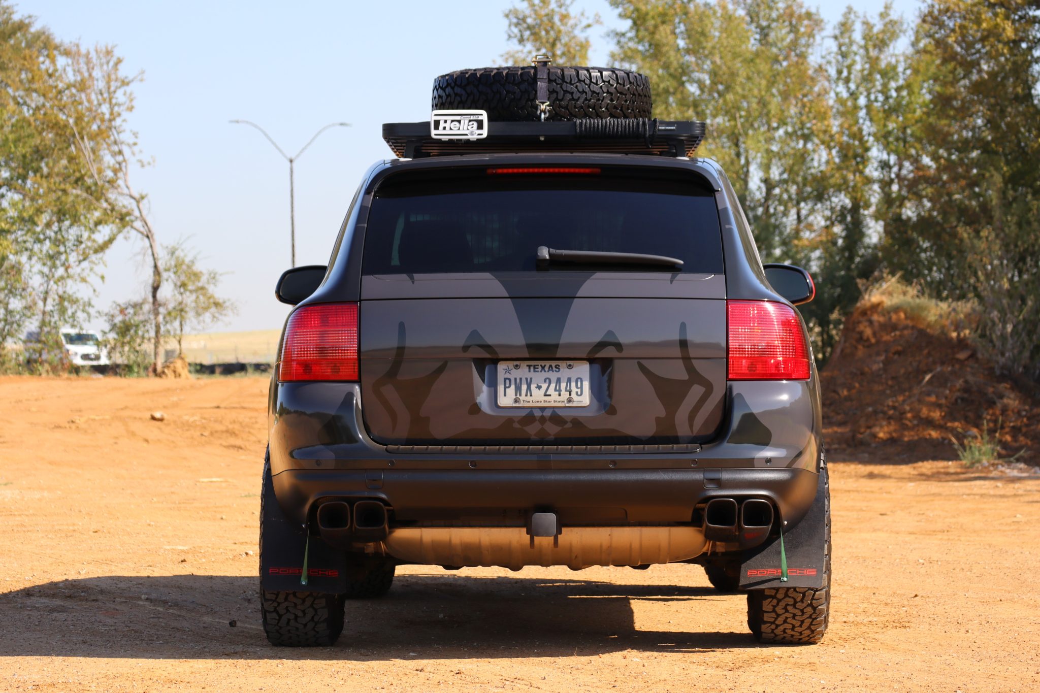 2005 Porsche Cayenne Turbo by BalloonMite