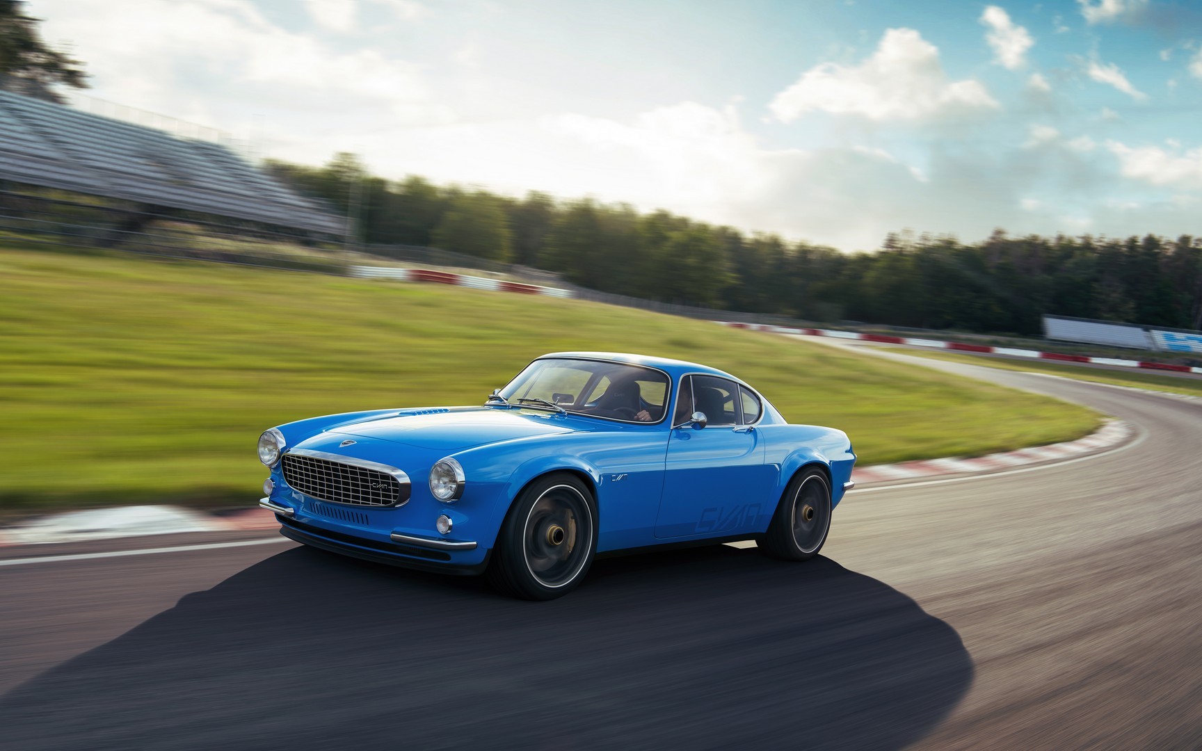 420hp Turbocharged Volvo P1800 Cyan Restomod