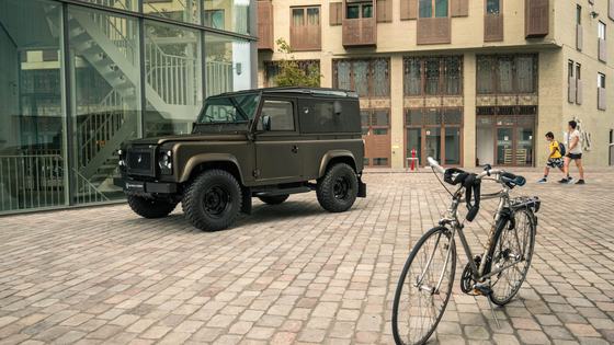 1985 Land Rover 90 V8 by Heritage Customs