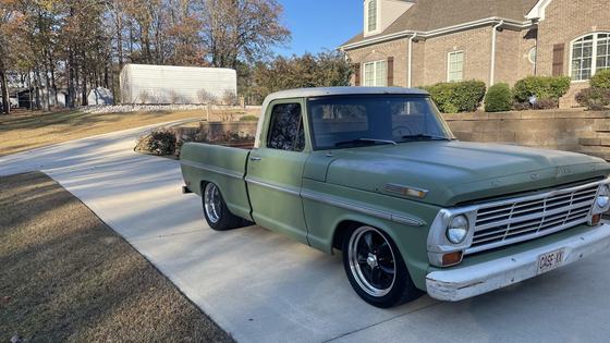 4.6L V8 1969 Ford F-100