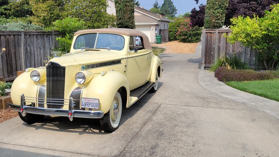 1940 Packard One-Ten Convertible Coupe by Aplanado