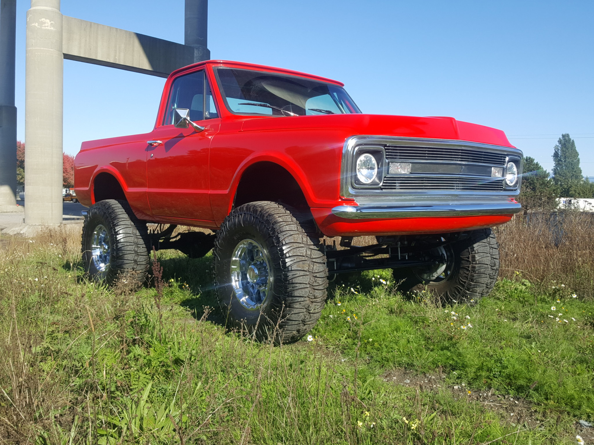 1969 Chevrolet K5 Blazer 4×4 by Darby Motorsports