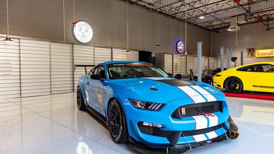 Ford Mustang S550 Voodoo-Powered Race Car