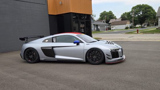 2017 Audi R8 LMS GT4 Race Car