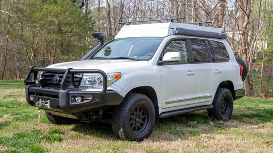 2014 Toyota Land Cruiser URJ200 Overland by WC54Fann