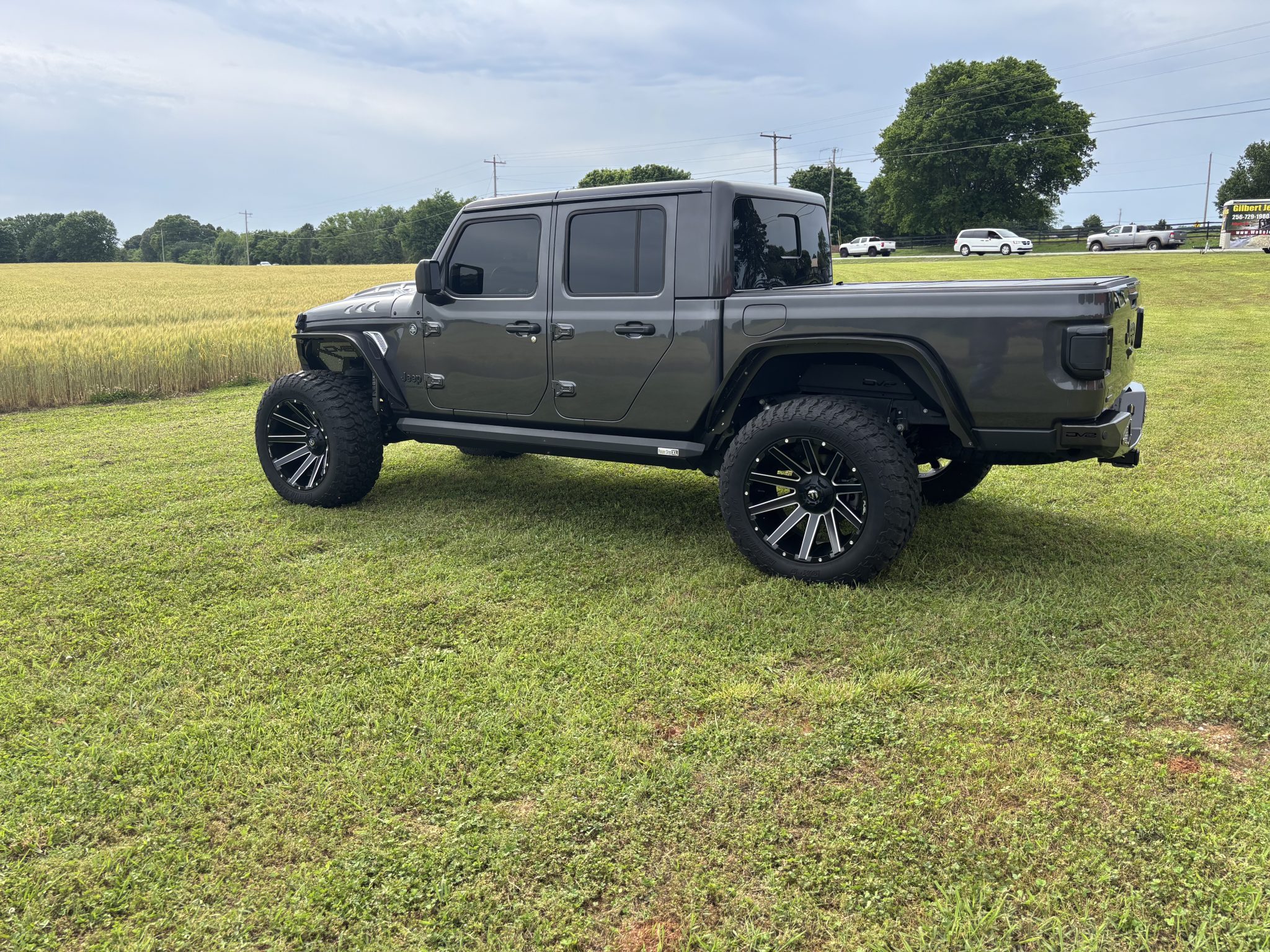 2021 Jeep Gladiator Willys Diesel