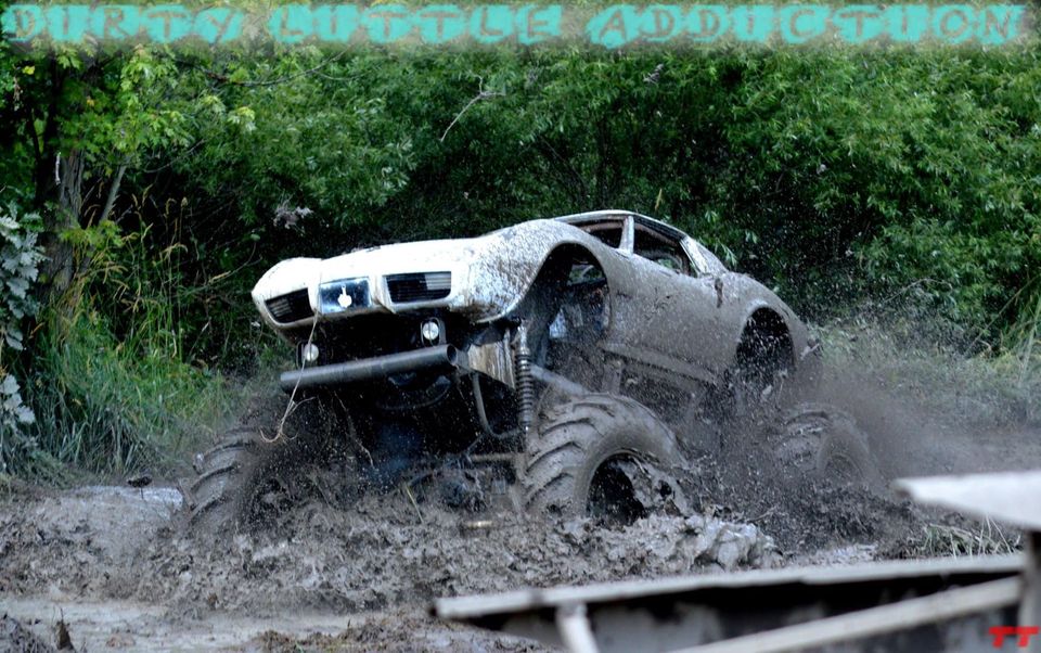Ford-Powered 1976 Chevrolet Corvette Monster Truck