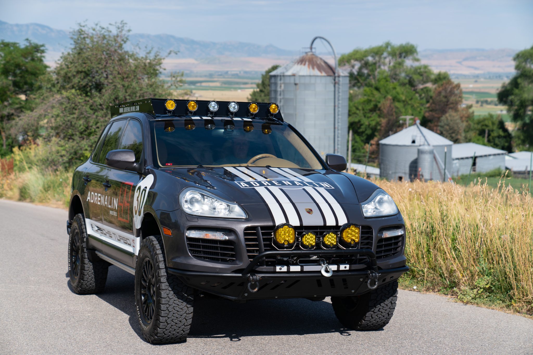 2010 Porsche Cayenne Turbo S by Adrenalin Industries