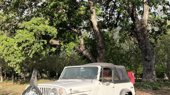 Modified V6 1969 Jeep Jeepster Commando