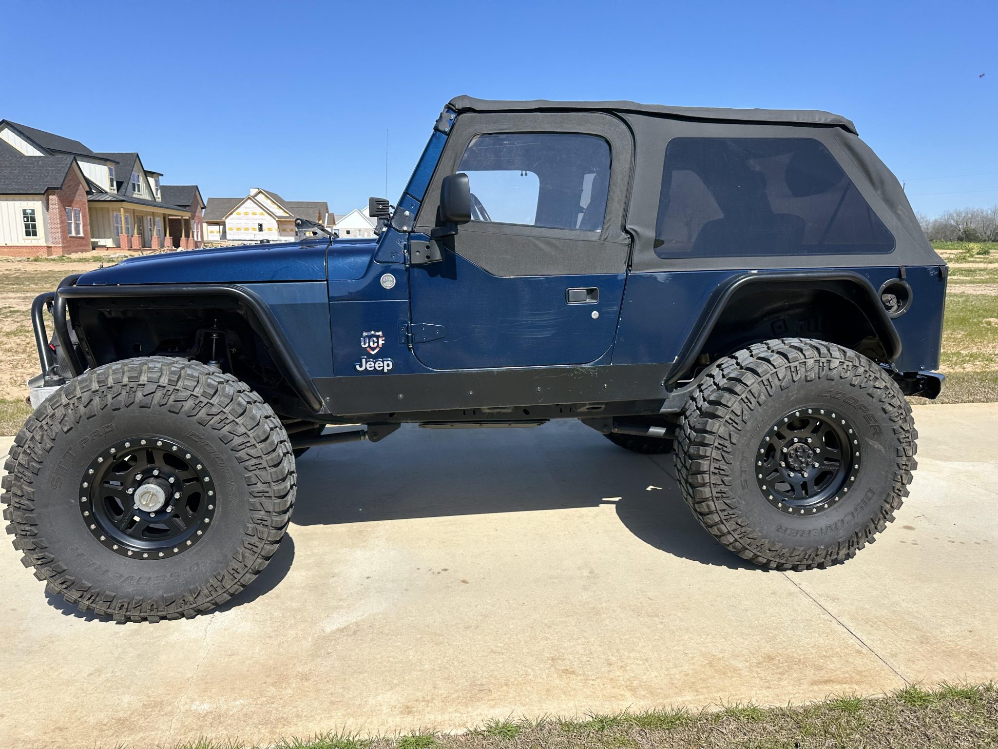 2005 Jeep Wrangler Unlimited by Under Cover Fabworks