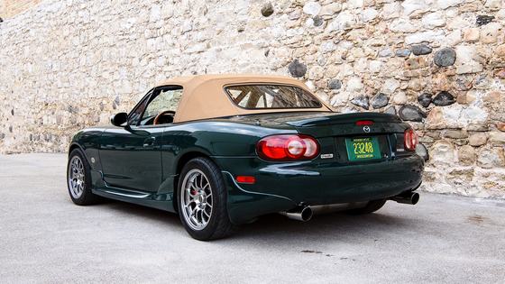 2001 Mazda MX-5 Miata Special Edition by Flyin’ Miata