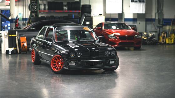 BMW E30 by Frank Brearley III