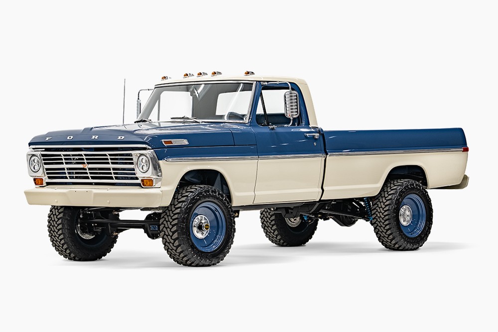 Coyote-Powered Ford F-250 Restomod by Velocity Modern Classics