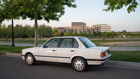 1991 BMW 318i Sedan with Detailed Restoration