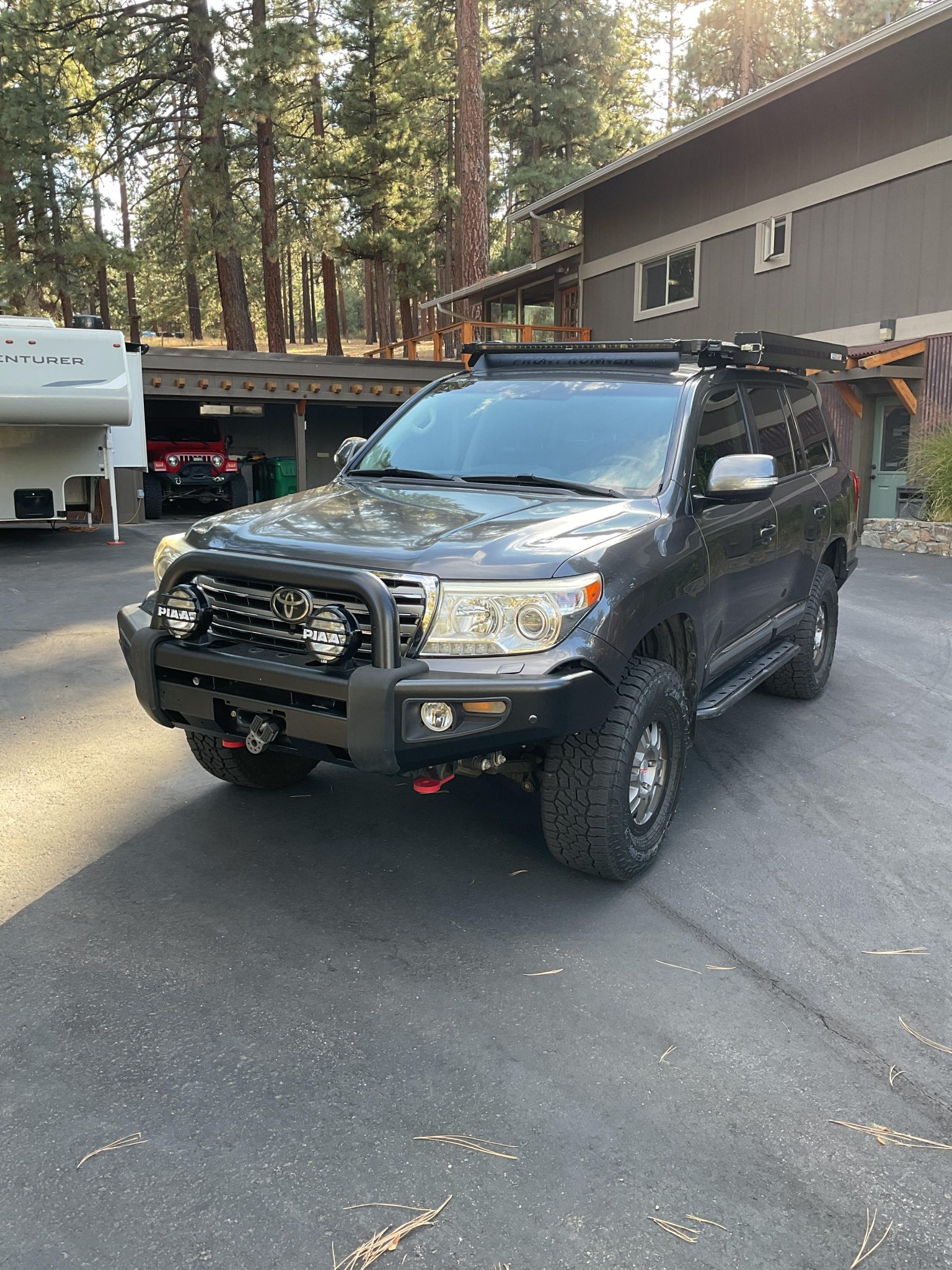 2014 Toyota Land Cruiser URJ200 by ckgreen06