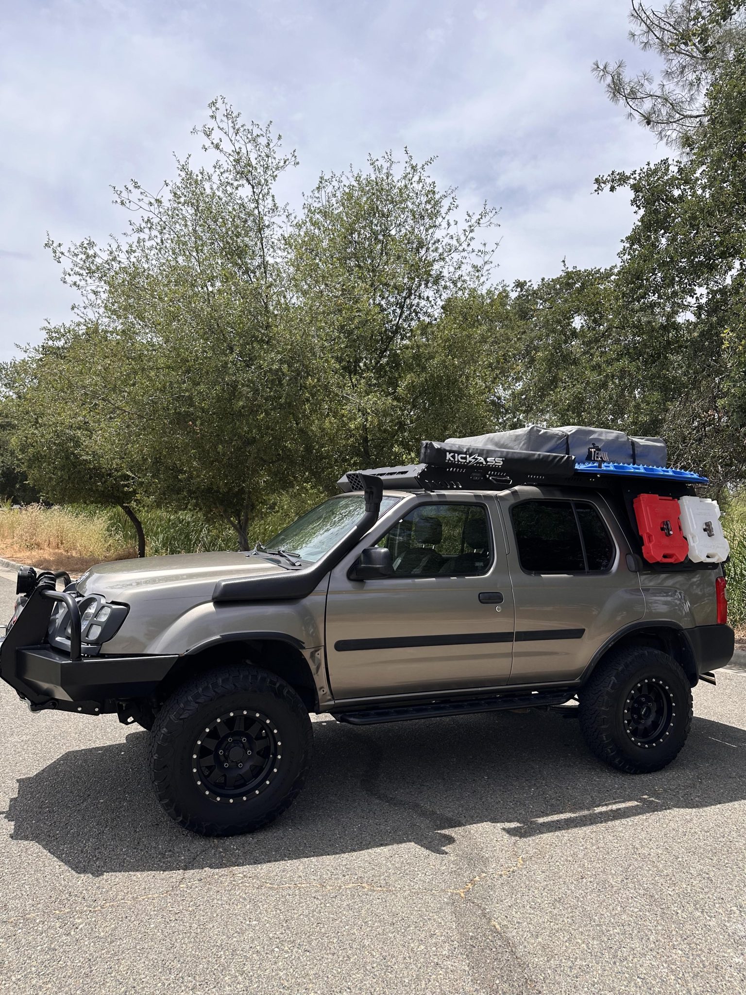 2004 Nissan Xterra Modified for Overlanding