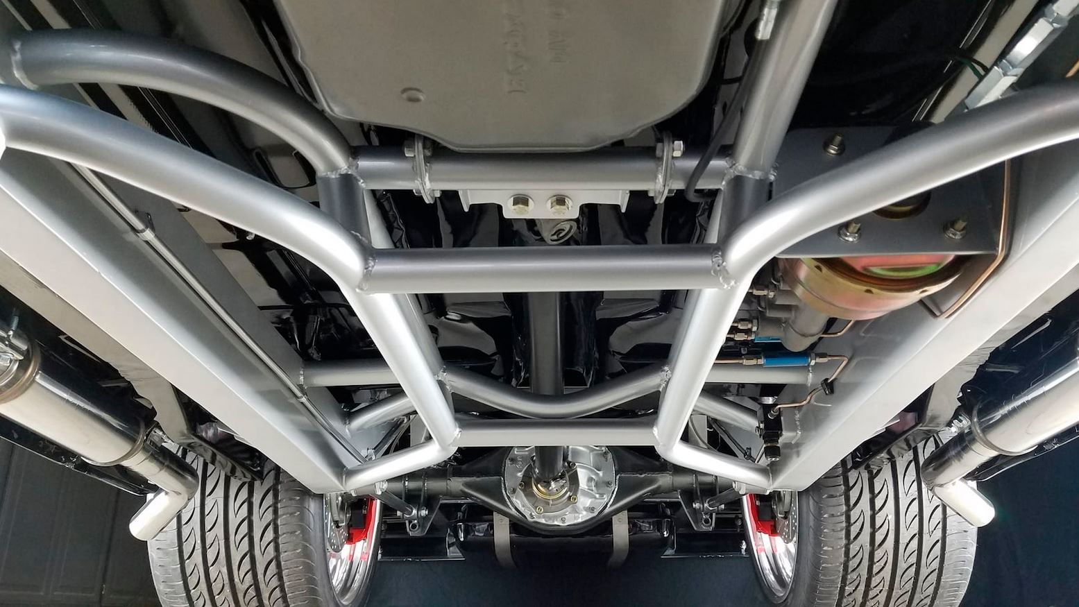 425hp V8-Powered 1985 GMC Jimmy Restomod