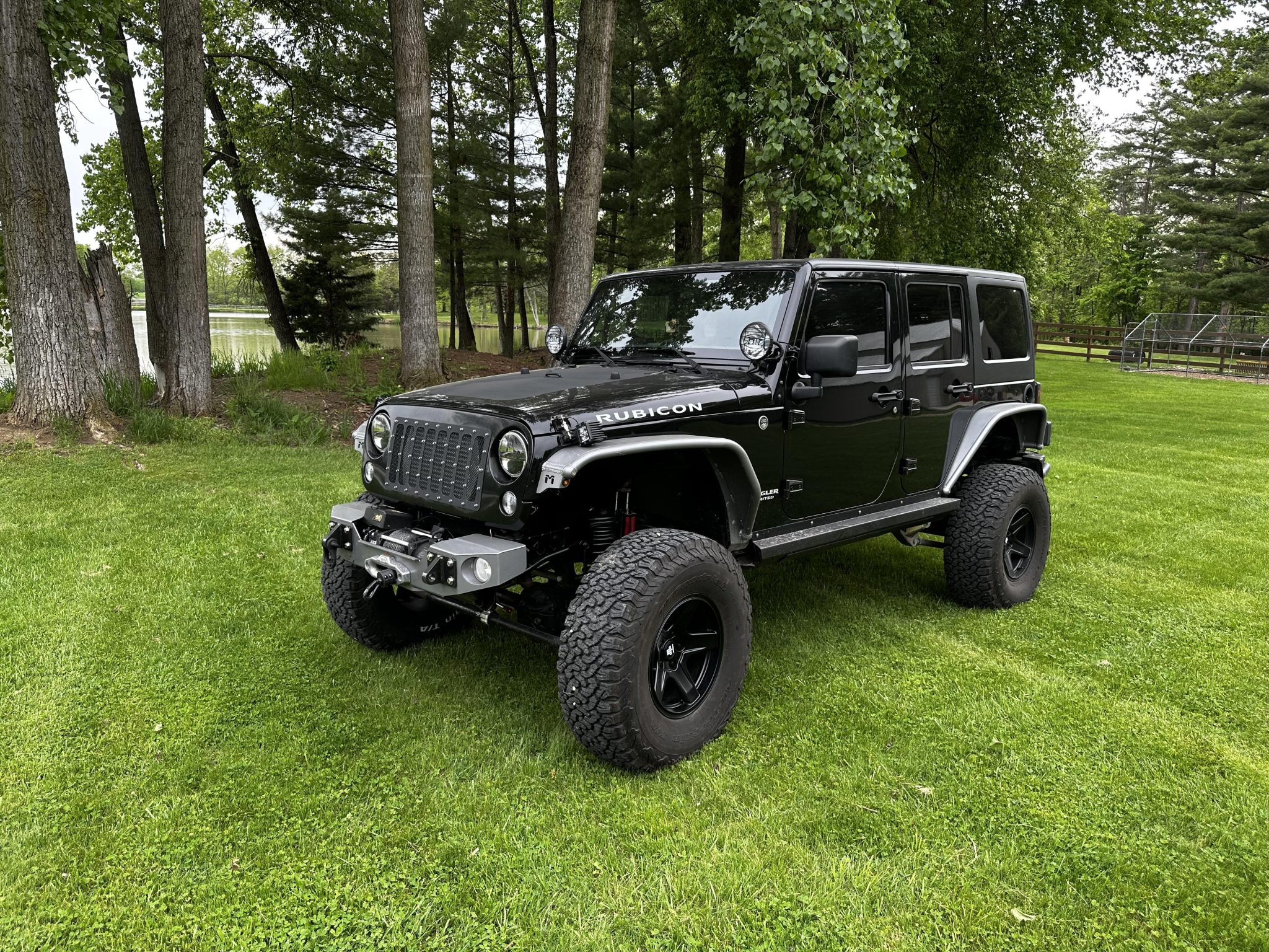 2013 Jeep Wrangler Unlimited Rubicon by guruman