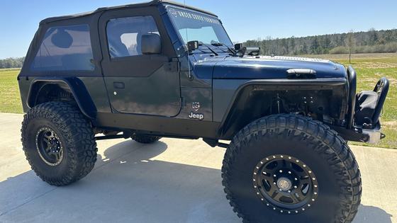 2005 Jeep Wrangler Unlimited by Under Cover Fabworks