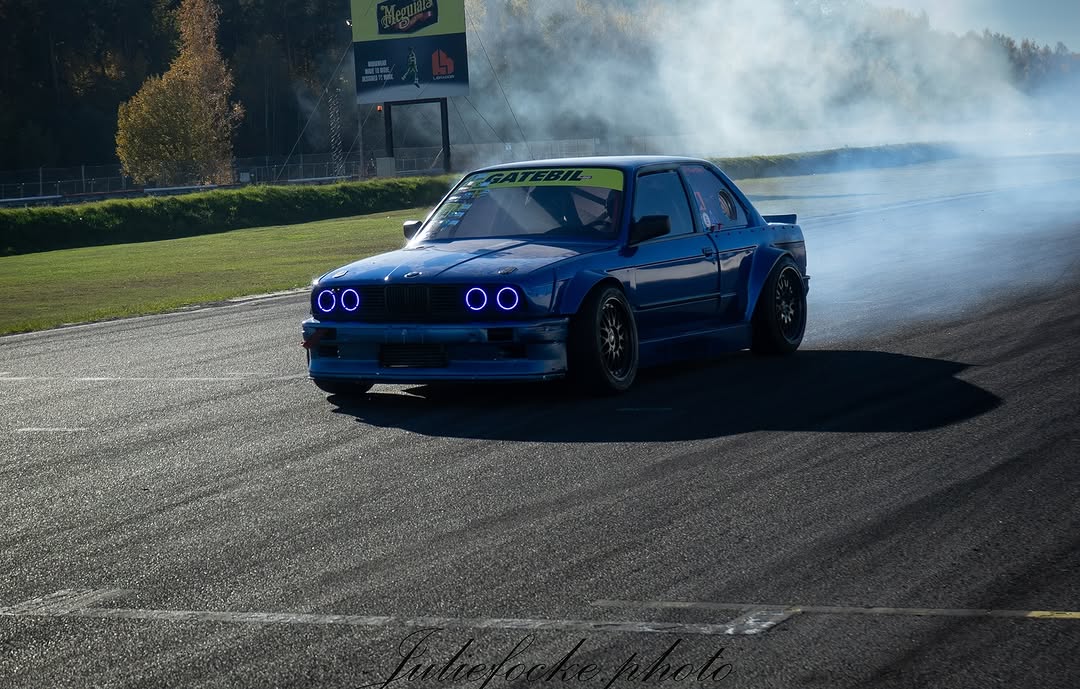 Liam Kling's BMW E30 Drift Build
