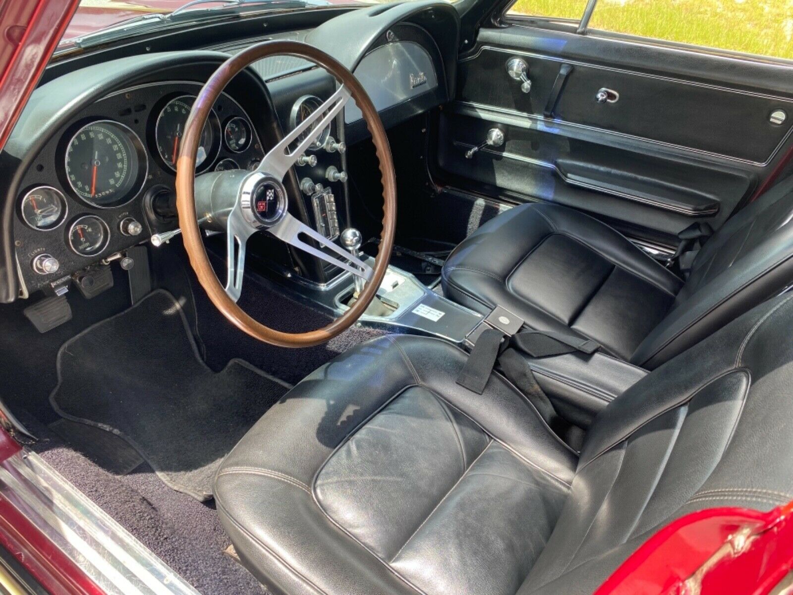 Old-School Custom 1965 Chevrolet Corvette
