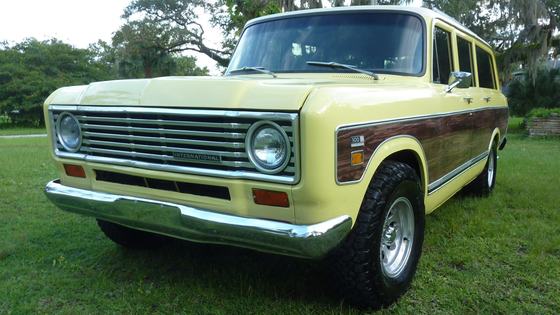 1974 International Harvester Travelall Custom 100