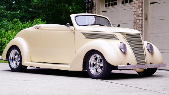 1937 Ford Convertible Street Rod