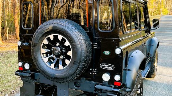 1986 Land Rover 90 by Unknown Builder