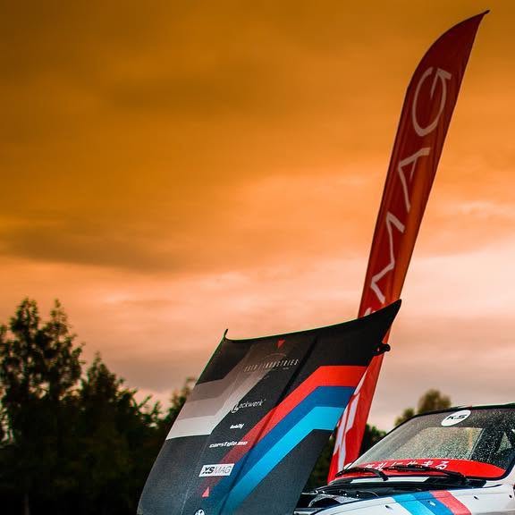 S54-Powered LTO BMW E30