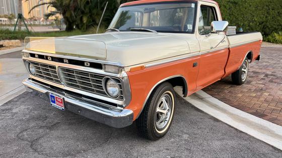 1974 Ford F-100 Custom 3-Speed