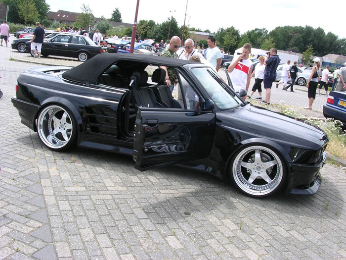 Widebody BMW E30 Convertible