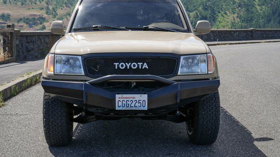 2000 Toyota Land Cruiser UZJ100