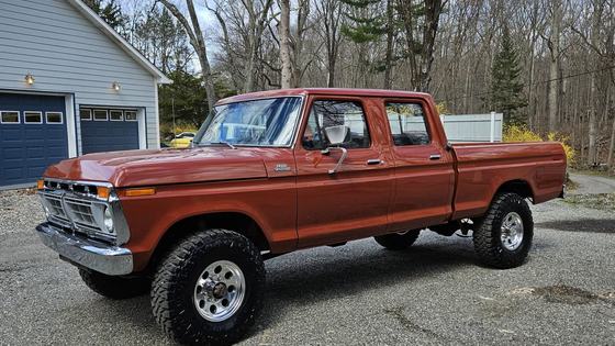 1977 Ford F-250 Custom Crew Cab Highboy 4×4