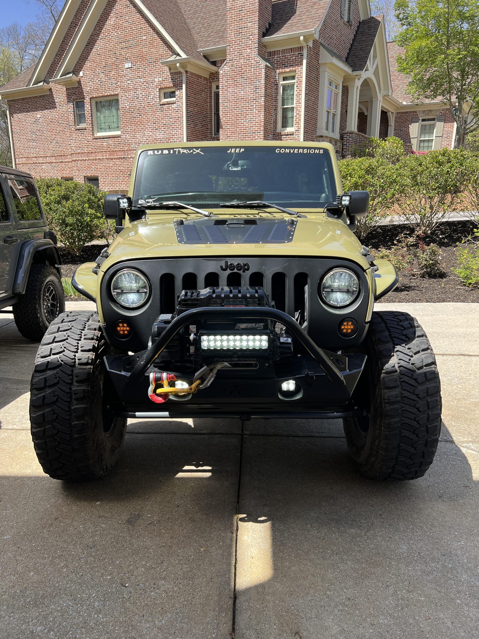 2013 Jeep Wrangler Unlimited Rubicon by ejvelazquez
