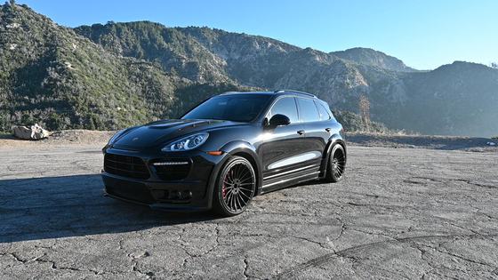 Porsche Cayenne - 958