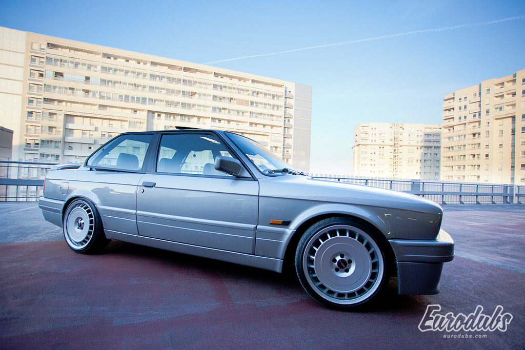 BMW E30 327i on Ronal Aero
