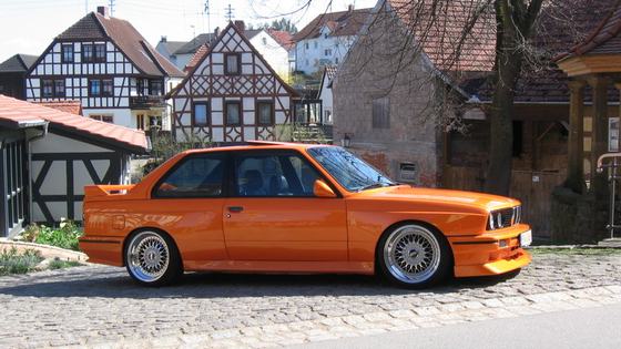 BMW M3 E30 on BBS RS