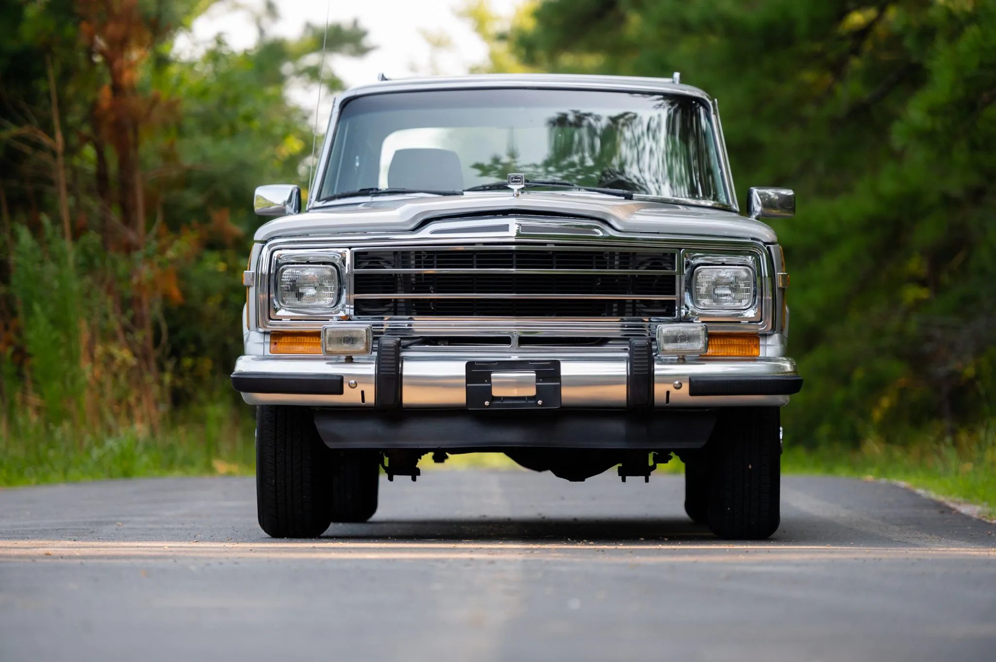 500hp EV-Converted Jeep Grand Wagoneer SJ