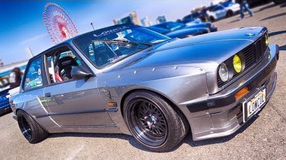 Rocket Bunny BMW E30