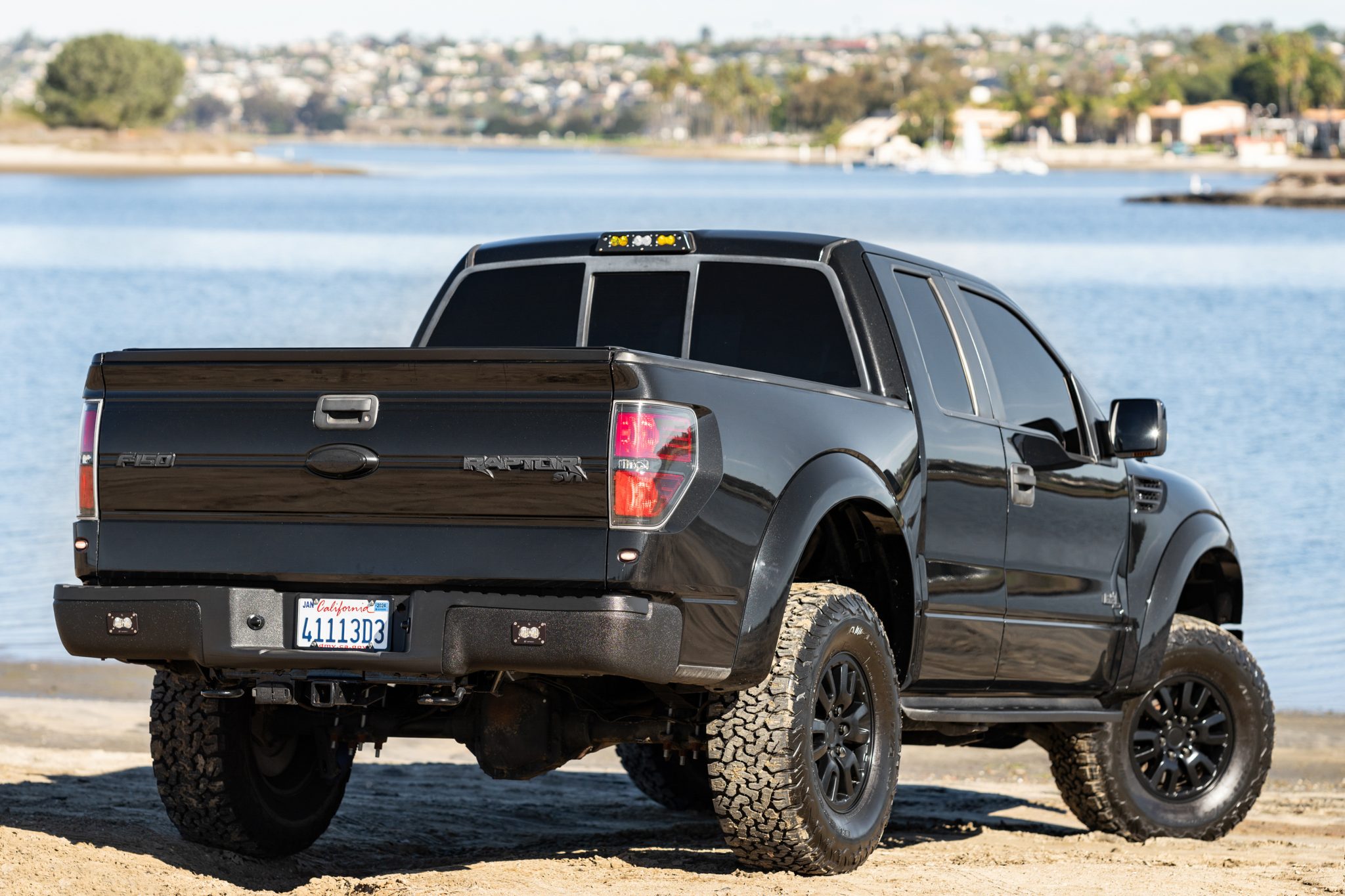 2010 Ford F-150 SVT Raptor by FarqDaddy