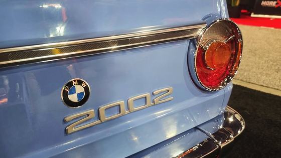 BMW 2002 by Manofied