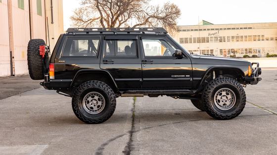 2001 Jeep Cherokee Limited 4x4 by Shaffer Performance Group