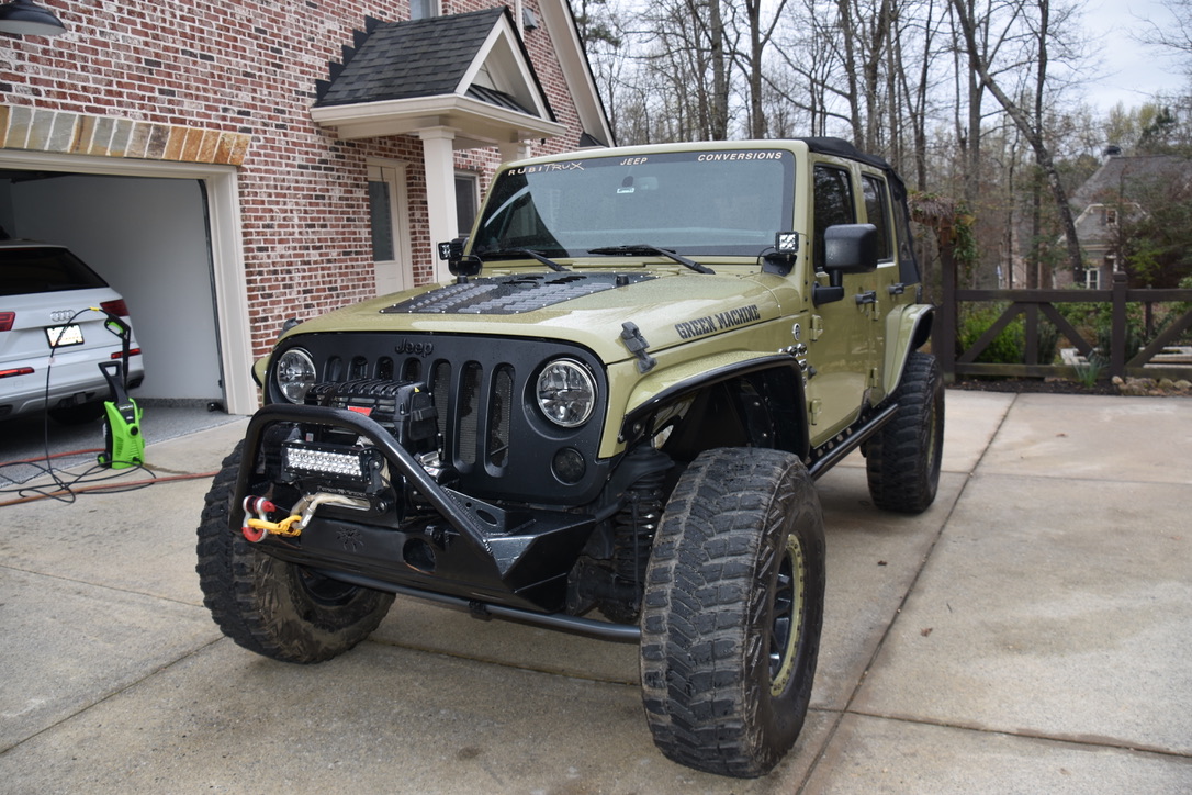 2013 Jeep Wrangler Unlimited Rubicon by ejvelazquez