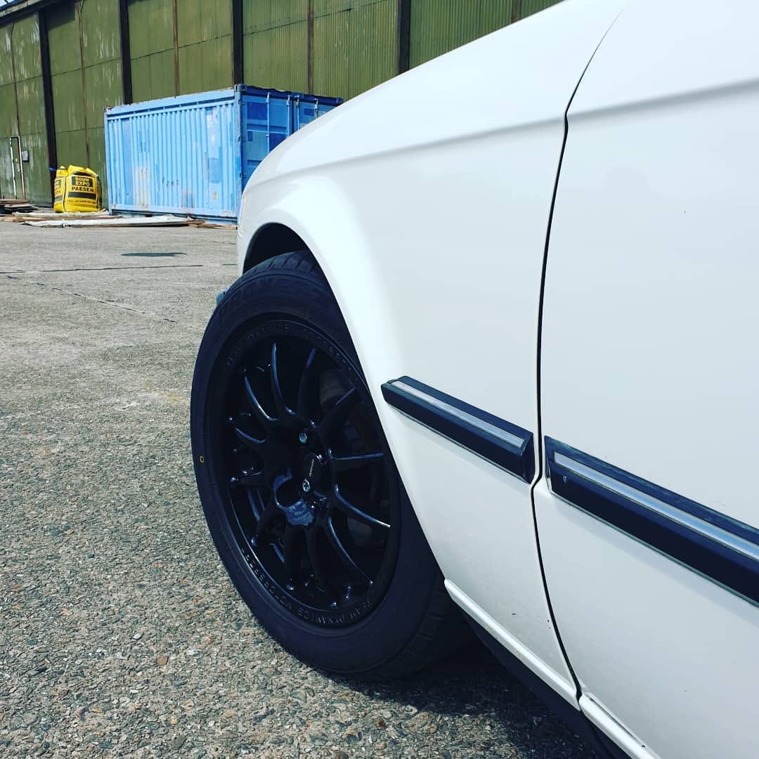 1986 BMW 3 Series with Team Dynamics Wheels