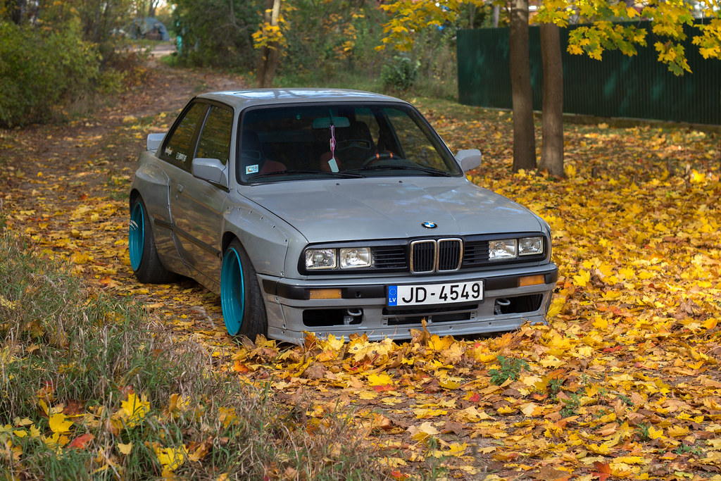 Rocket Bunny 1986 BMW E30