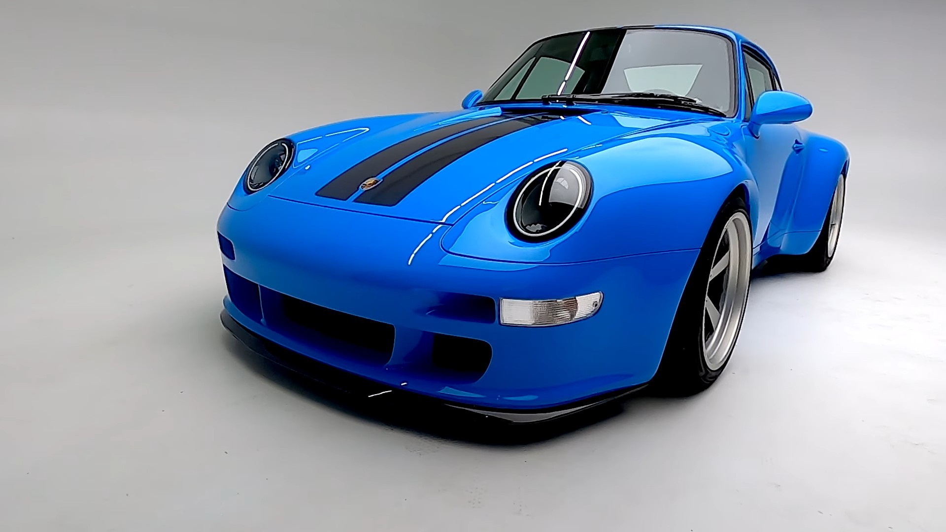 Gunther Werks 400R Mexico Blue Porsche 993