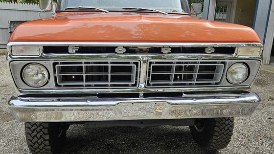 1977 Ford F-250 Custom Crew Cab 4×4