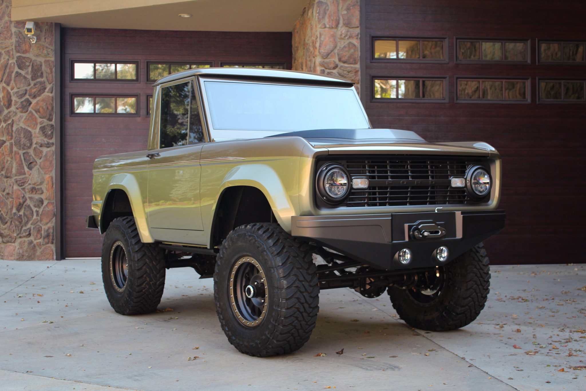 V8 Restomodded 1966 Ford Bronco Truck